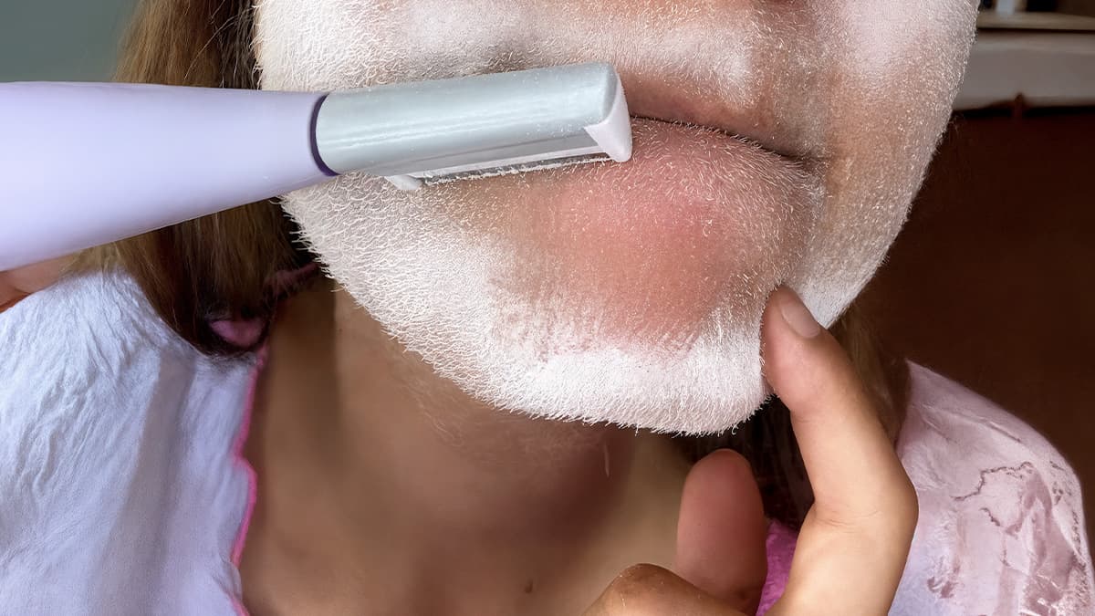 Sonic Smooth Pro+ dermaplaning tool